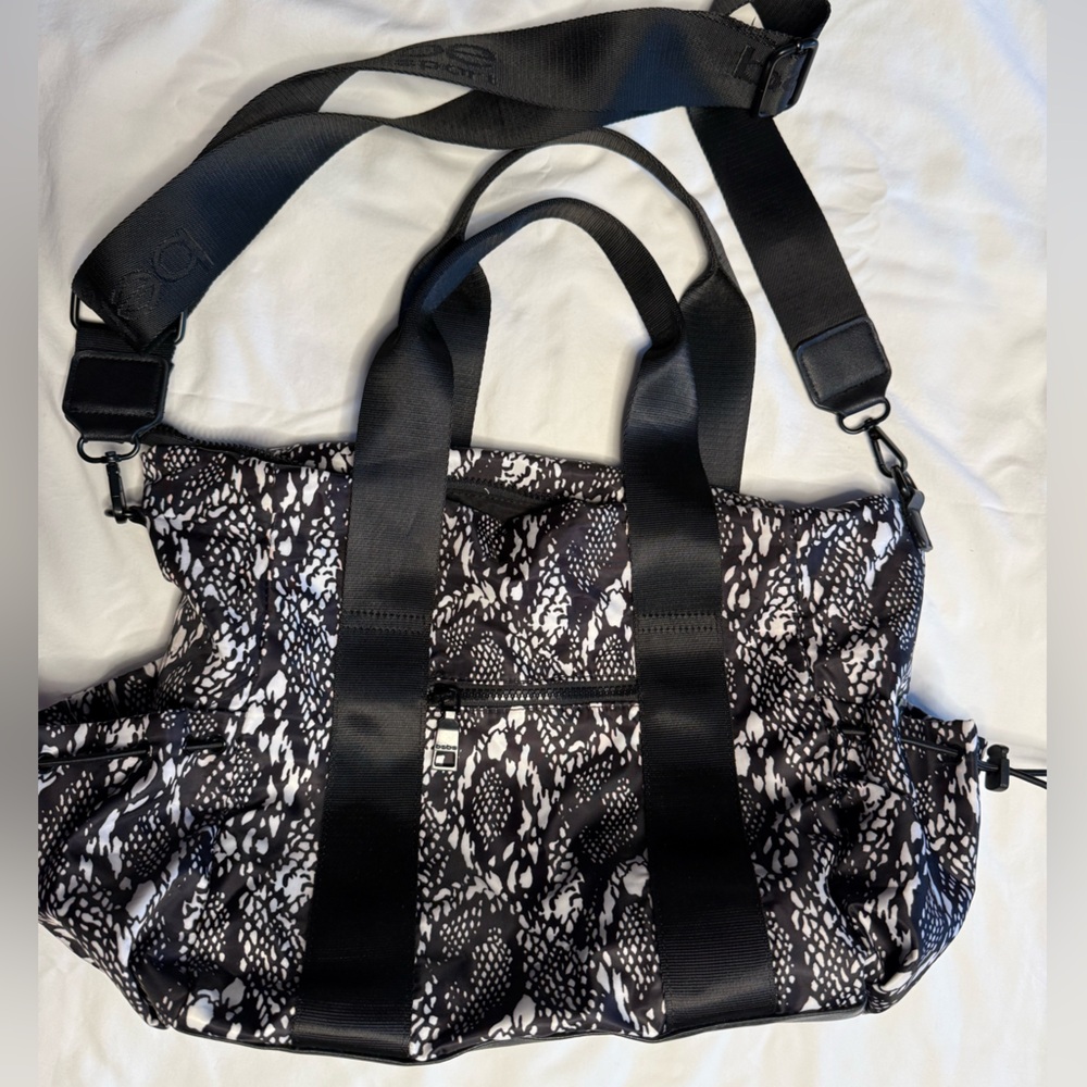 Bebe Sport Becca travel bag - Picture 4 of 9